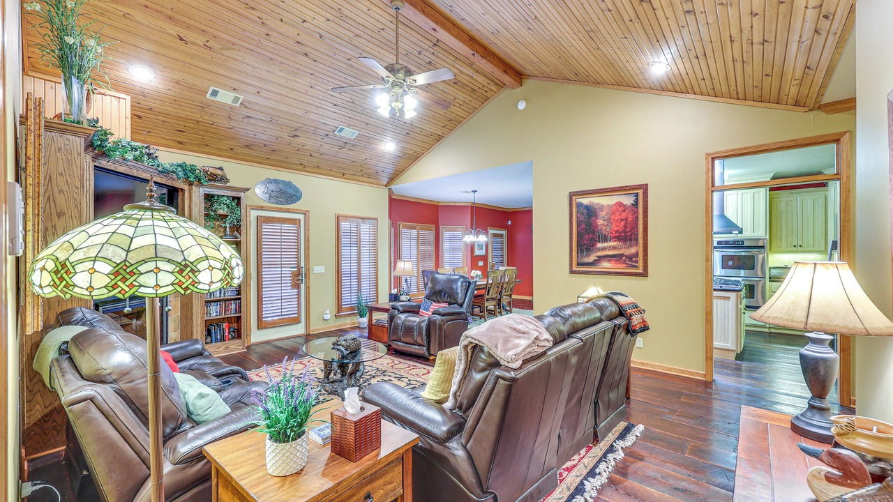 Photo of Livingroom in Heber Springs