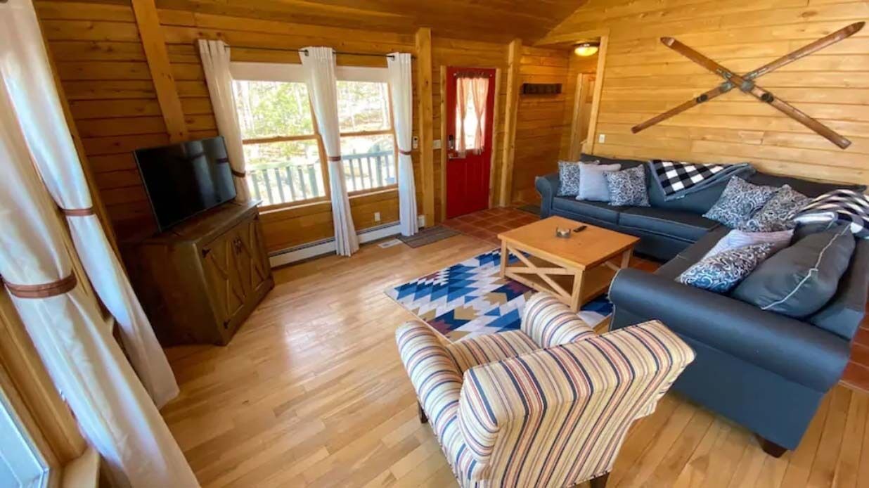 Photo of Livingroom in Harrison