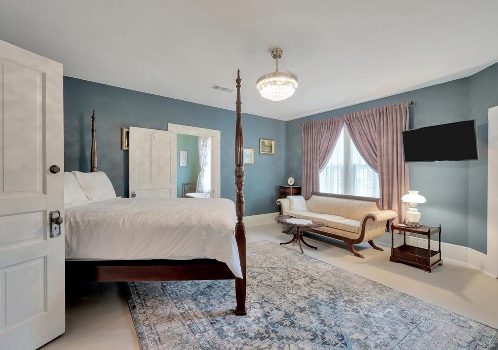 Photo of Bedroom in Hemphill