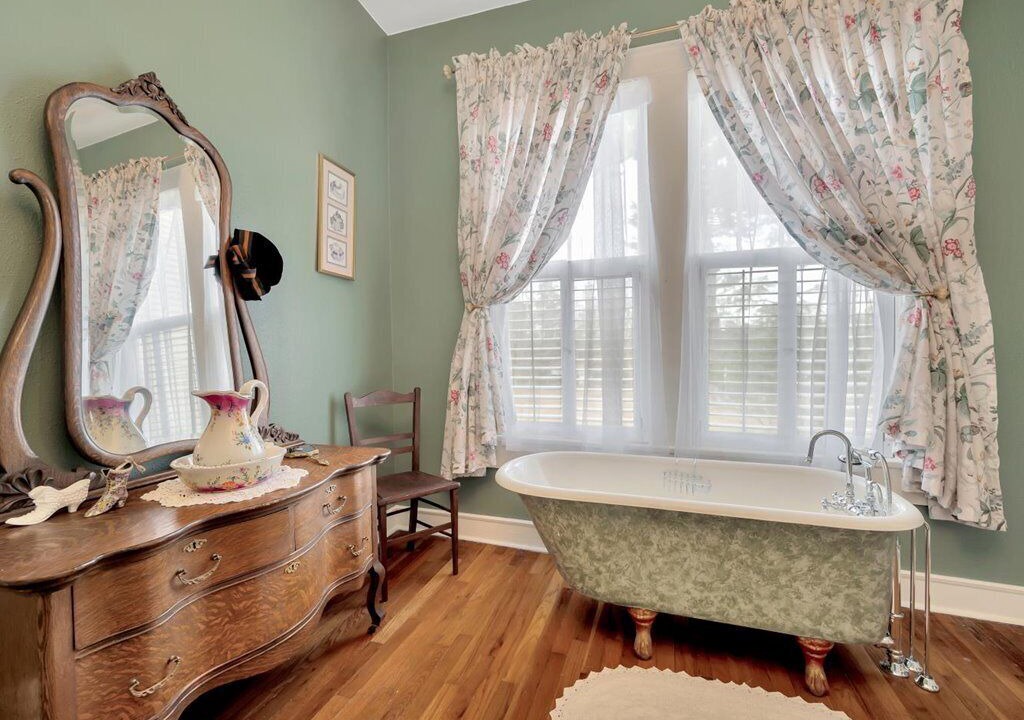 Photo of Bedroom in Hemphill