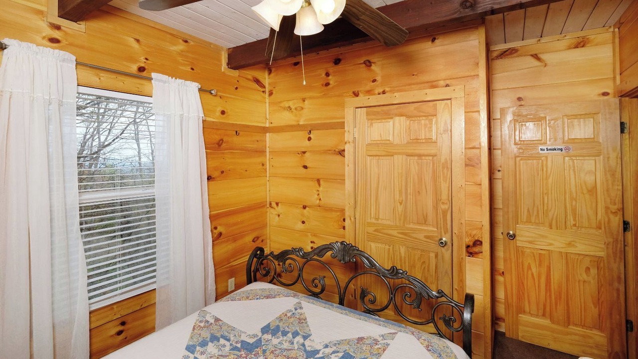 Photo of Bedroom in Chalet Village
