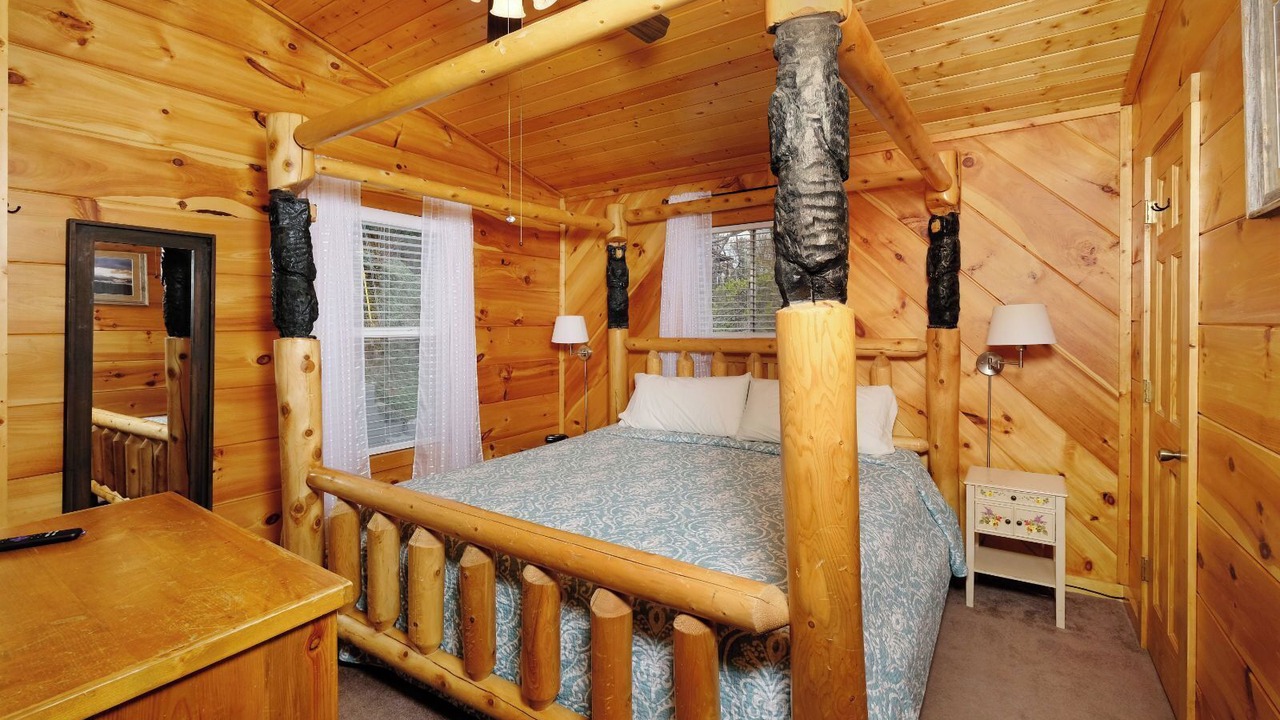 Photo of Bedroom in Chalet Village