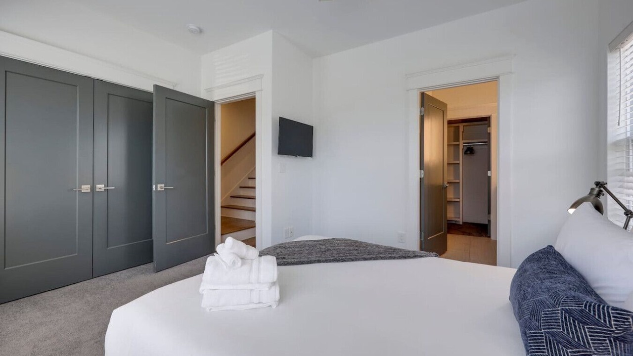 Photo of Bedroom in Charlotte Park