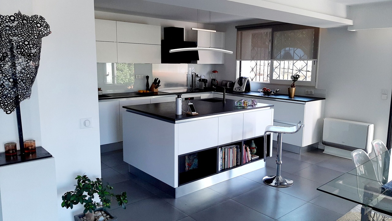 Photo of Kitchen in Le Plan-de-Grasse