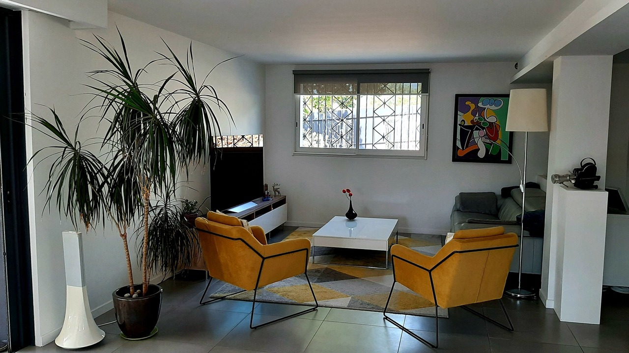 Photo of Livingroom in Le Plan-de-Grasse