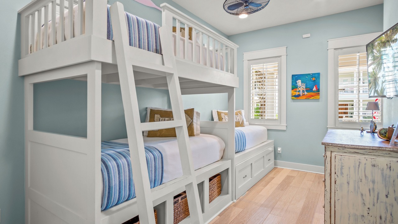 Photo of Bedroom in Cinnamon Shore