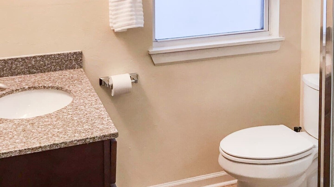 Photo of Bathroom in Midtown