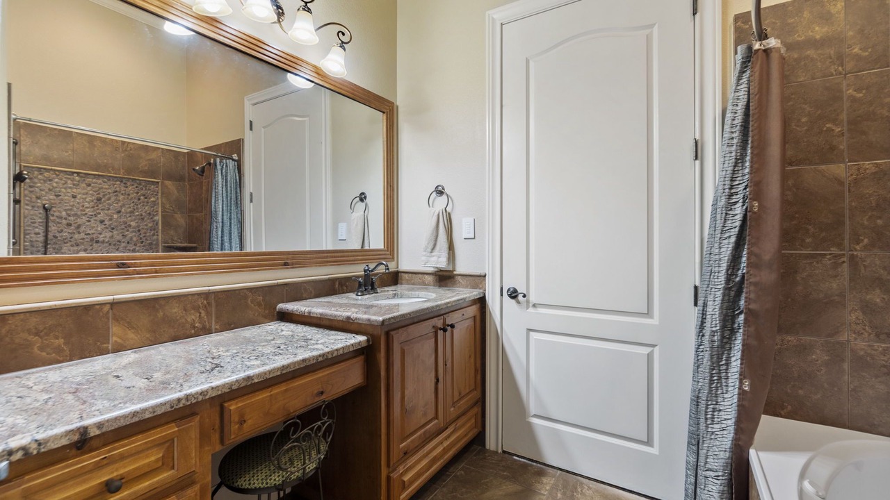 Photo of Bathroom in Stone Oak