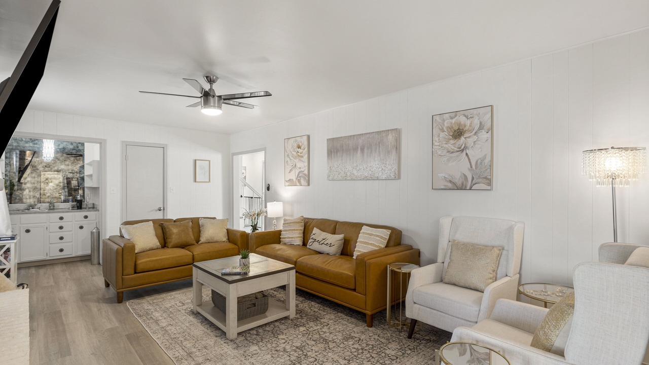 Photo of Livingroom in South Tulsa