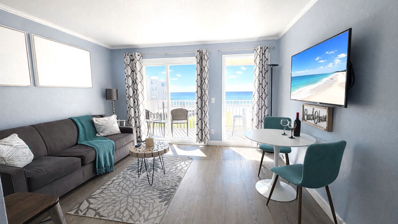 Photo of Livingroom in Rocky Point