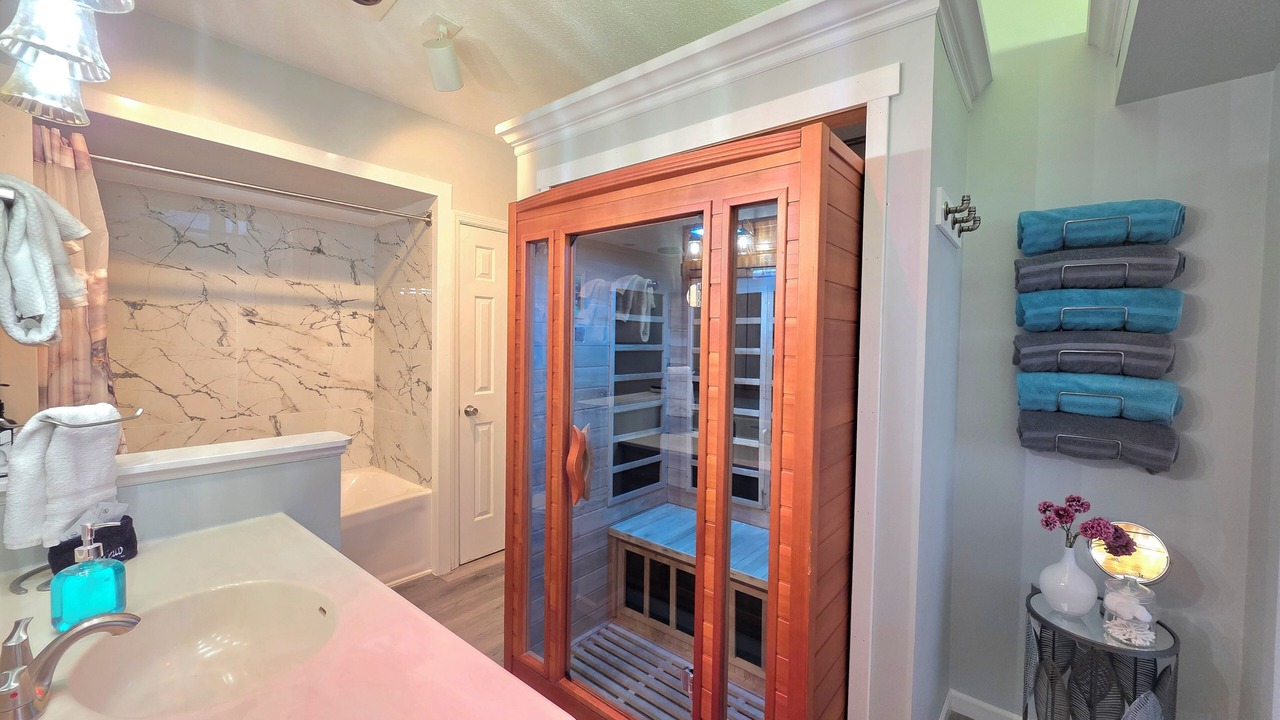 Photo of Bathroom in Detroit Lakes