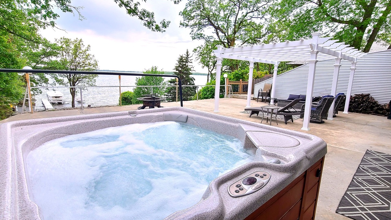 Photo of Patio Balcony in Detroit Lakes