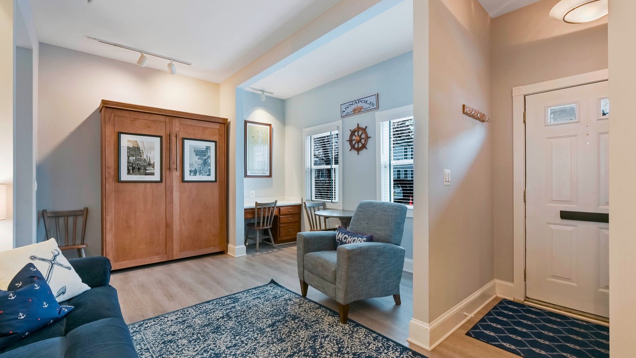 Photo of Livingroom in Eastport