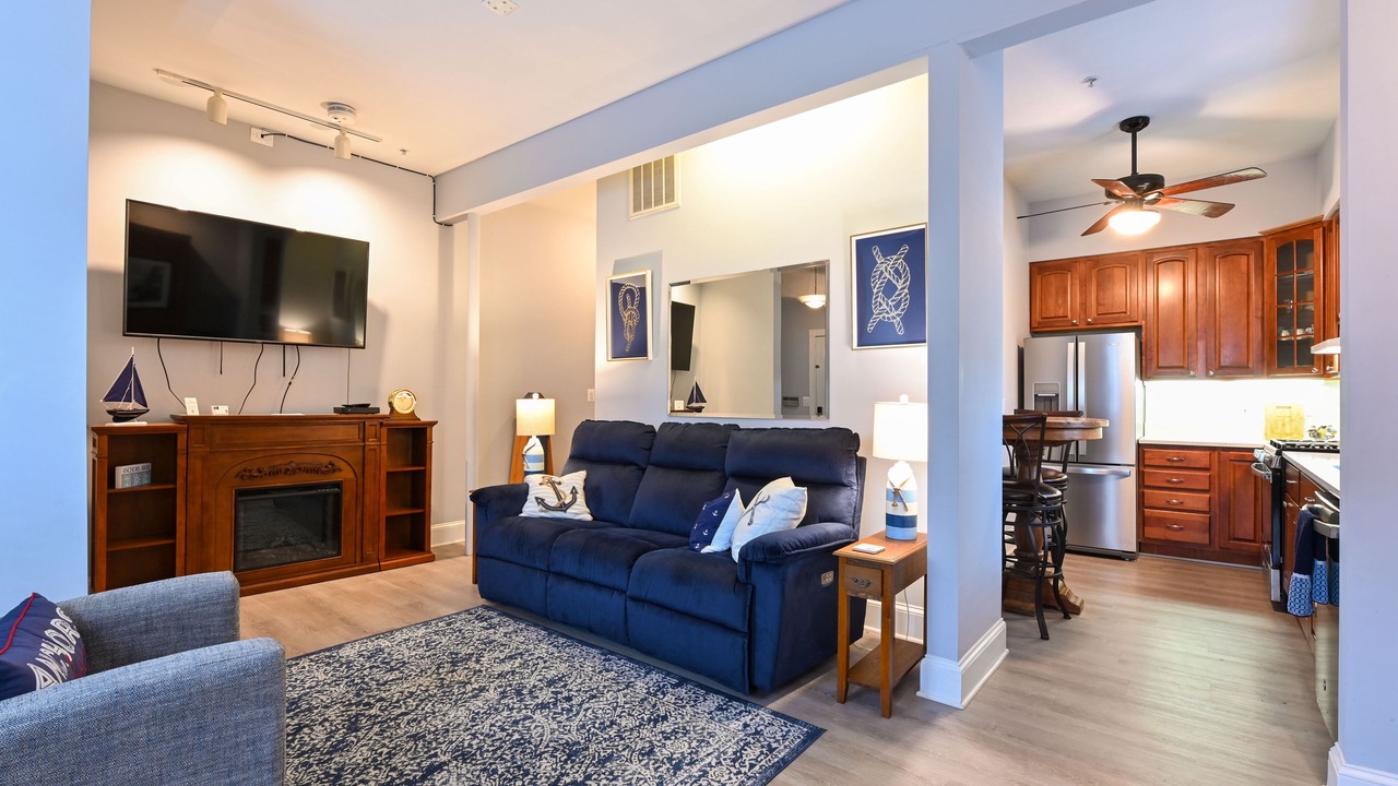 Photo of Livingroom in Eastport