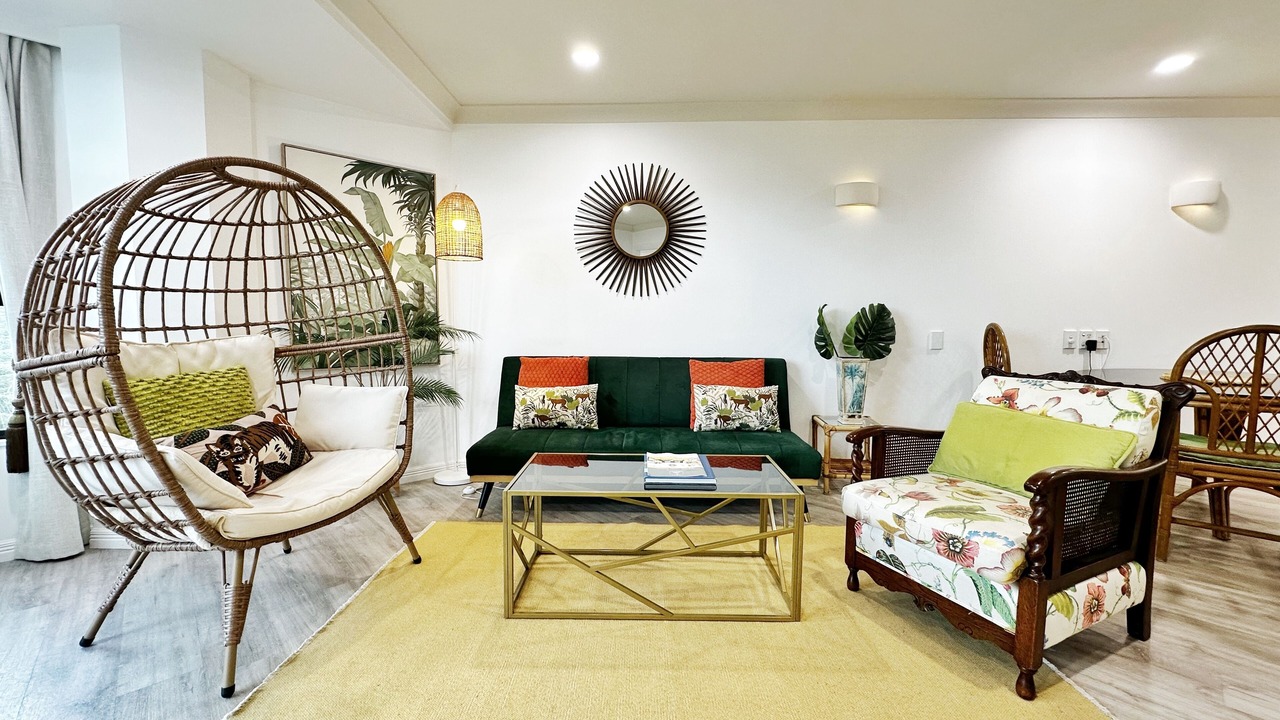 Photo of Livingroom in Newton