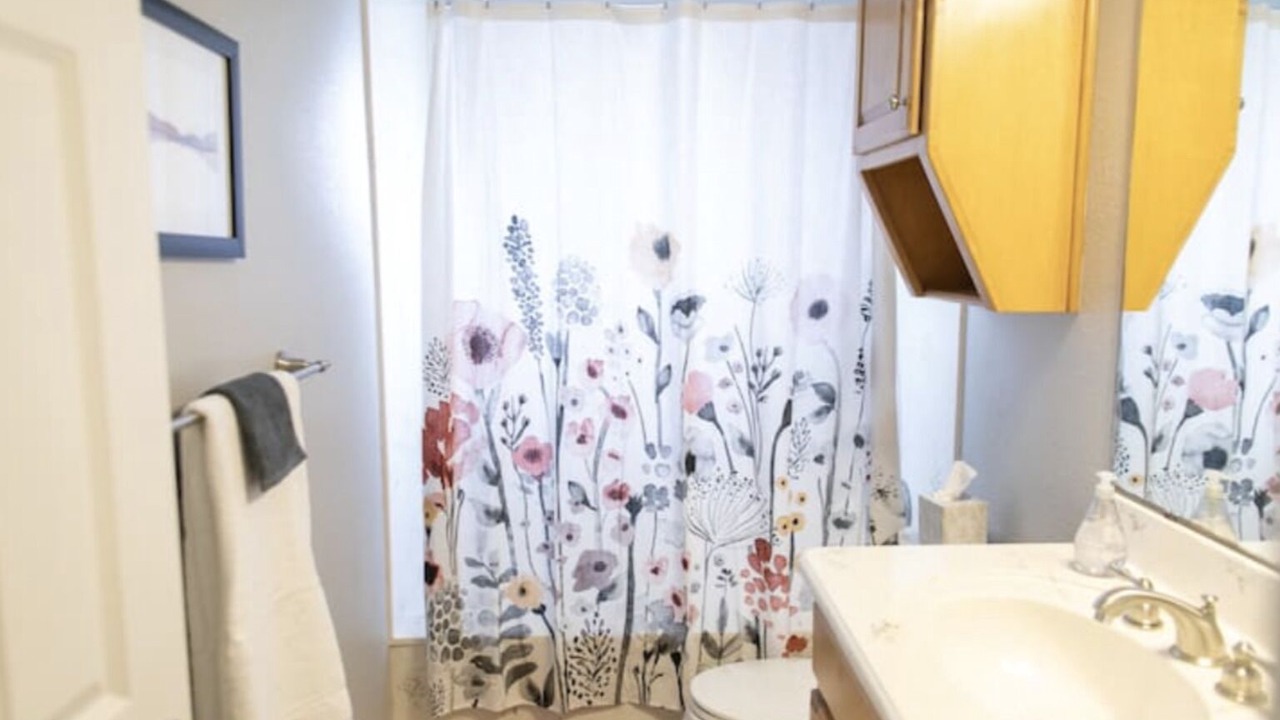 Photo of Bathroom in McLennan County