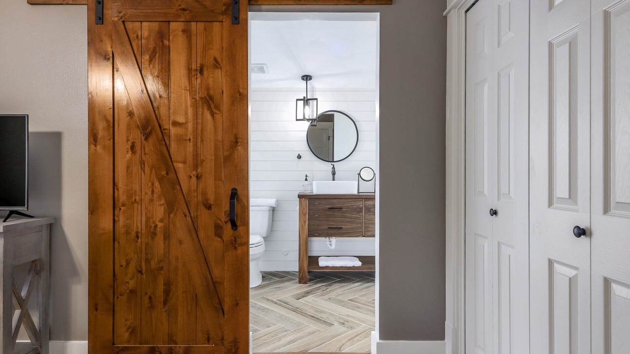 Photo of Bathroom in West Oak Hill