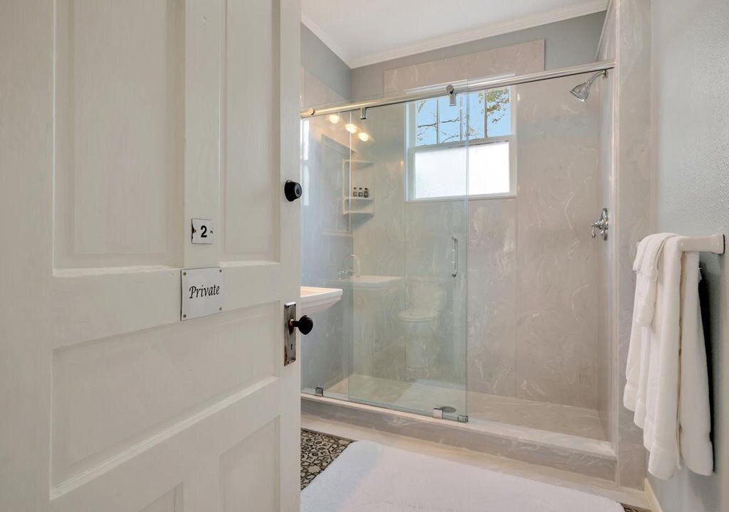 Photo of Bathroom in Hemphill