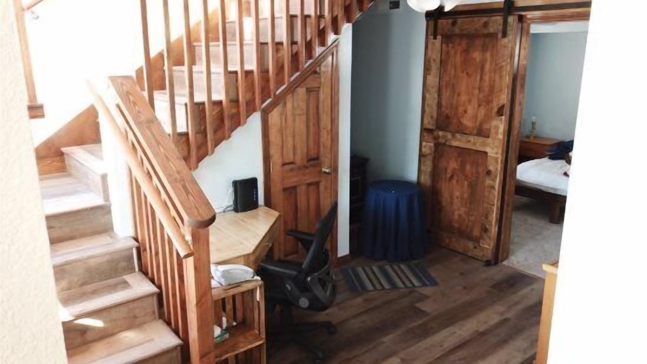 Photo of Bedroom in June Lake