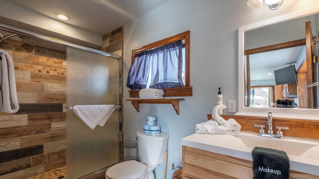 Photo of Bathroom in June Lake