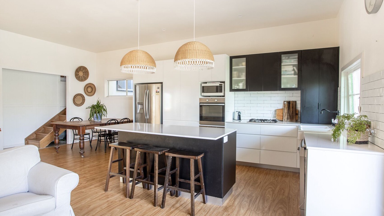 Photo of Others in Hastings Point