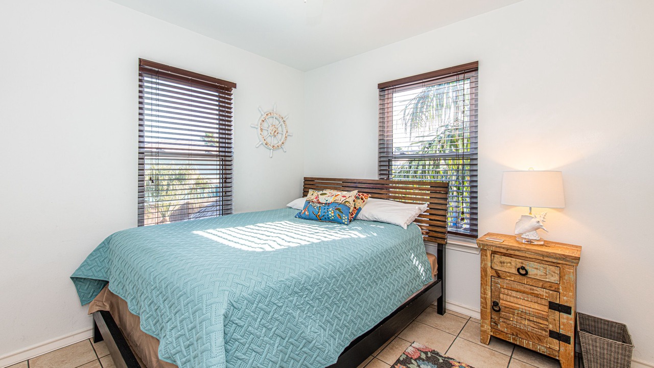 Photo of Bedroom in Leeward Sands