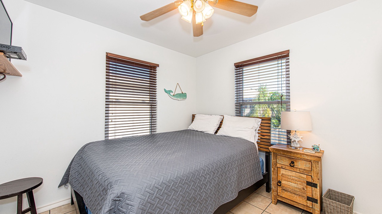 Photo of Bedroom in Leeward Sands
