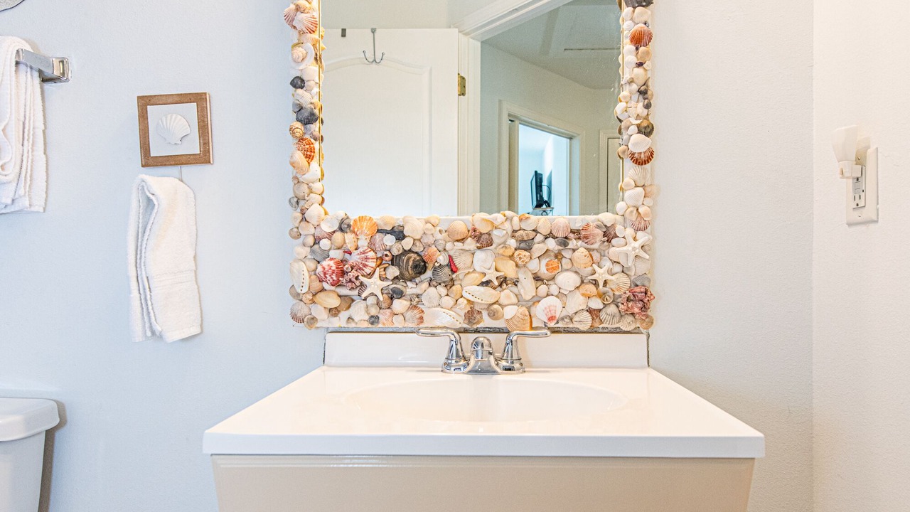 Photo of Bathroom in Leeward Sands