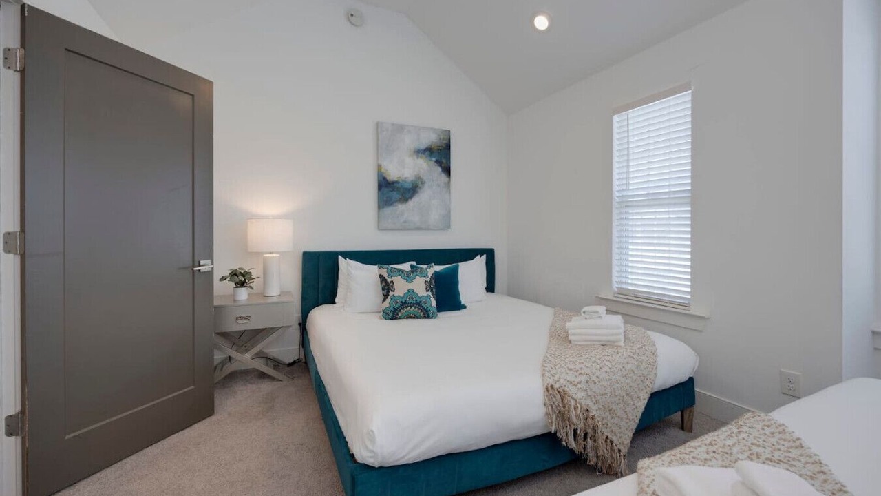 Photo of Bedroom in Charlotte Park