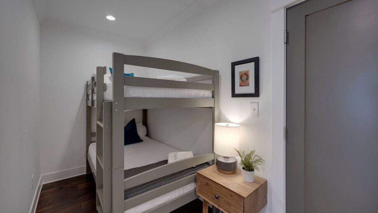 Photo of Bedroom in Charlotte Park