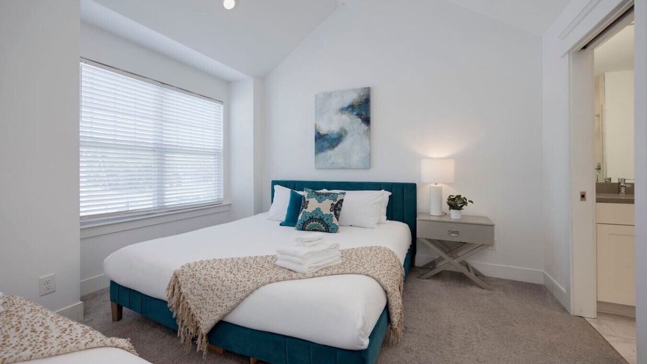 Photo of Bedroom in Charlotte Park
