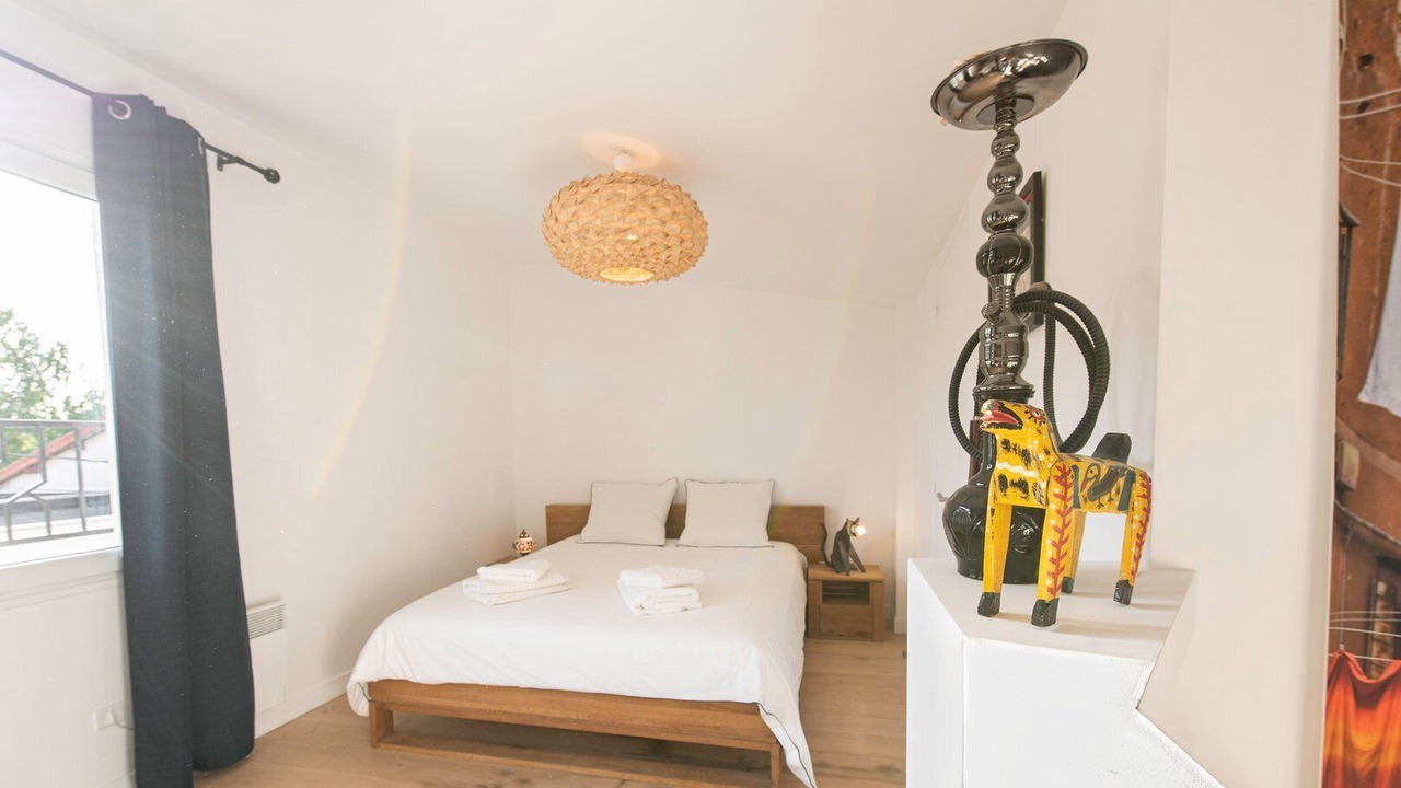 Photo of Bedroom in Vanves
