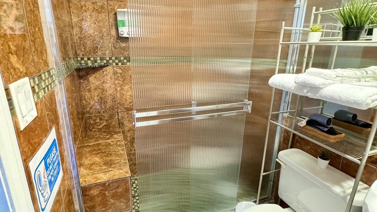 Photo of Bathroom in Chinatown