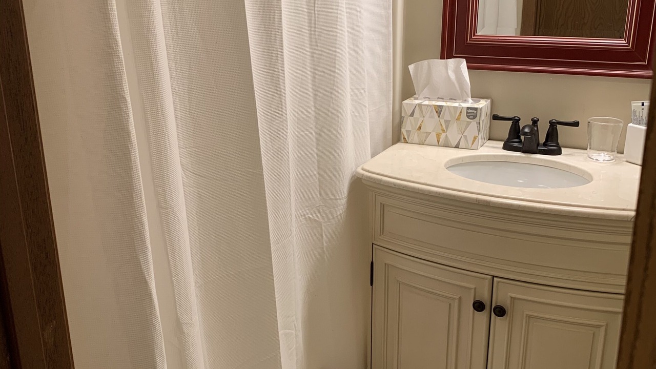 Photo of Bathroom in Hidden Valley