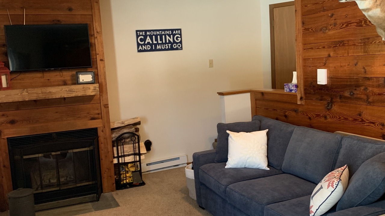 Photo of Livingroom in Hidden Valley