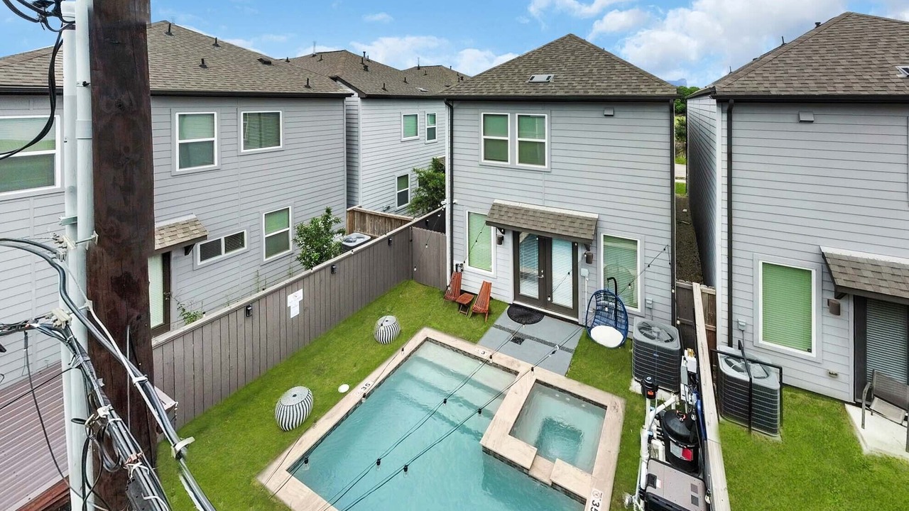 Photo of Outdoor in OST - South Union