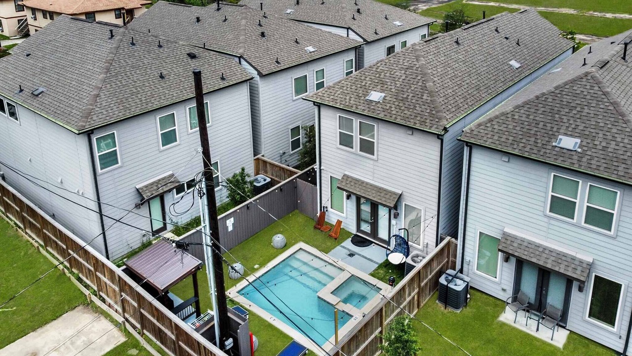 Photo of Outdoor in OST - South Union