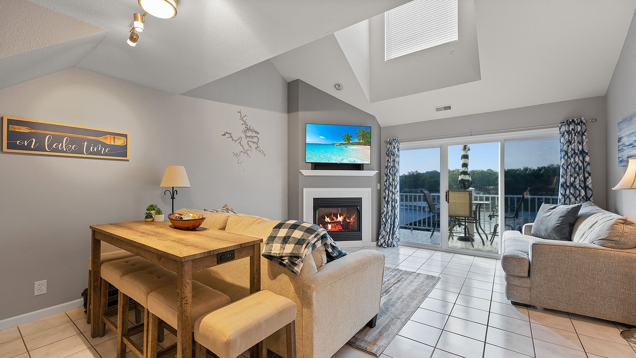 Photo of Livingroom in Sunrise Beach