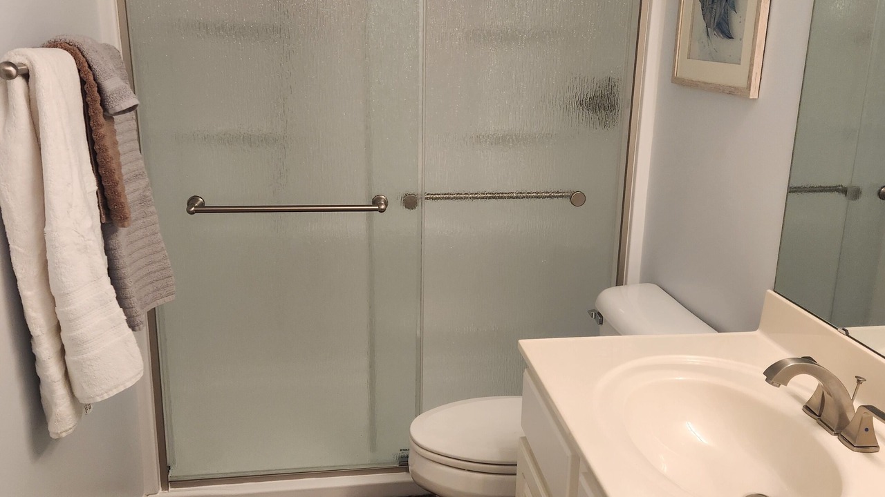 Photo of Bathroom in Sunrise Beach