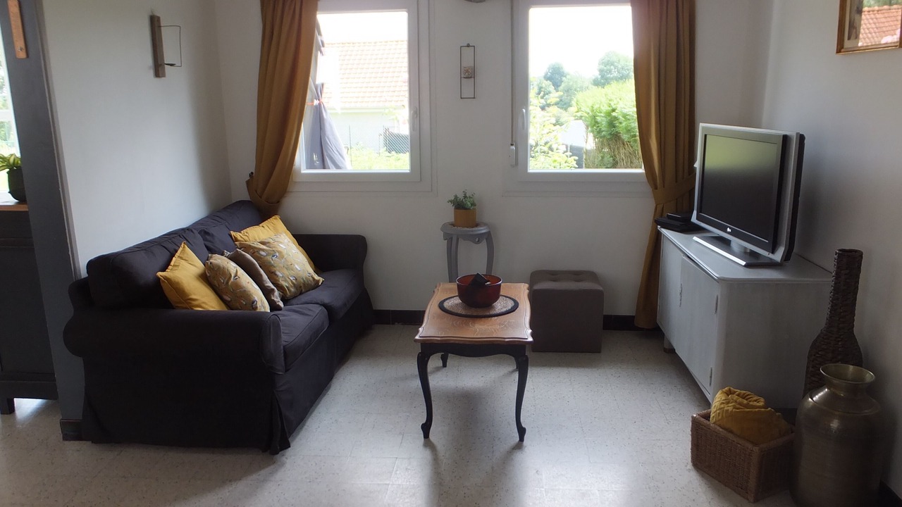 Photo of Livingroom in Quesnoy-le-Montant