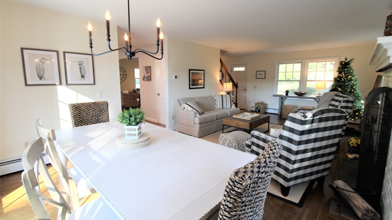 Photo of Livingroom in East Dennis