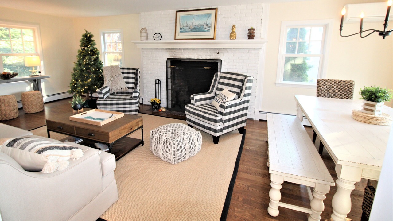 Photo of Livingroom in East Dennis