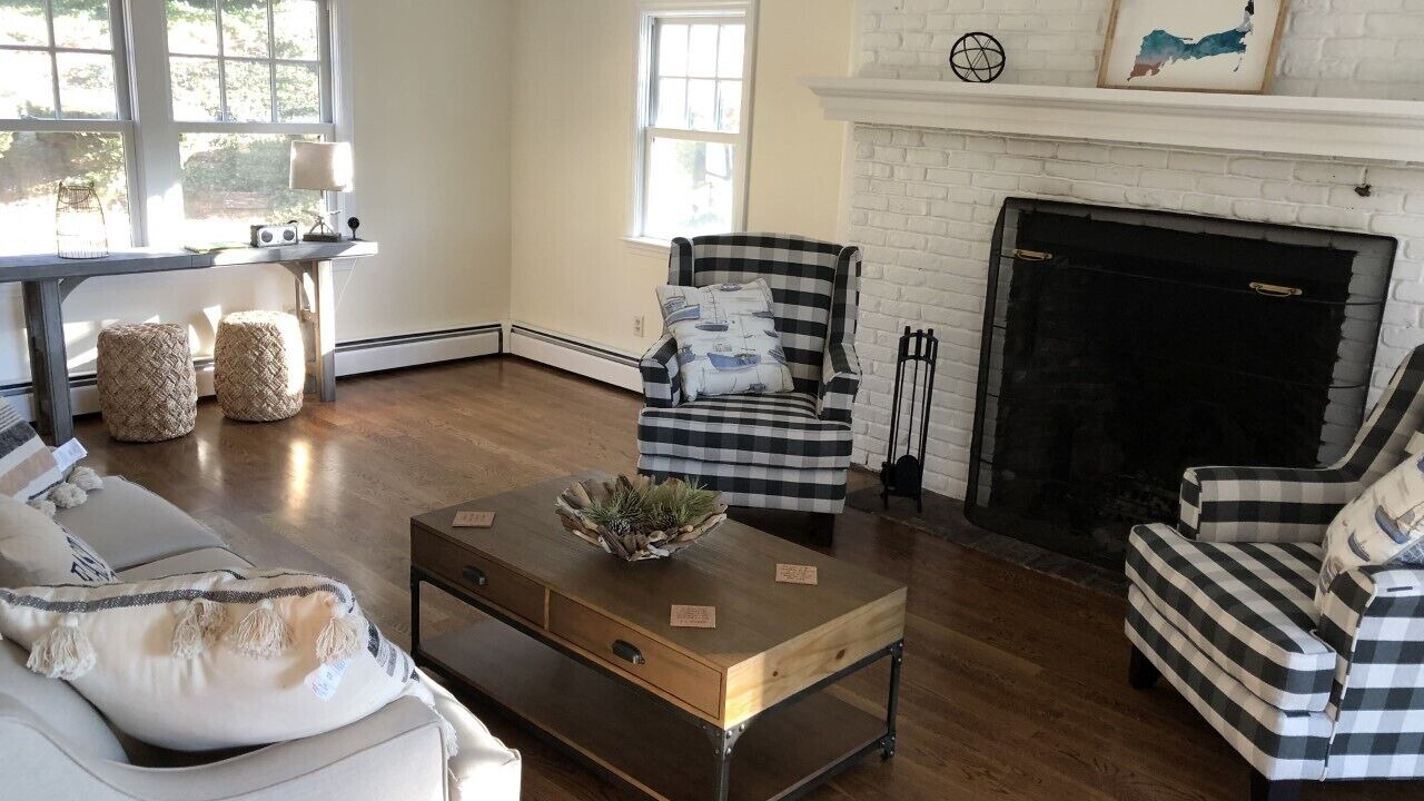 Photo of Livingroom in East Dennis