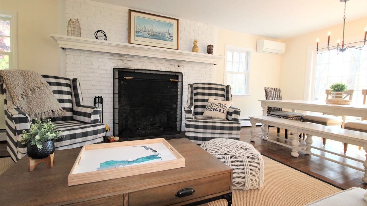 Photo of Livingroom in East Dennis