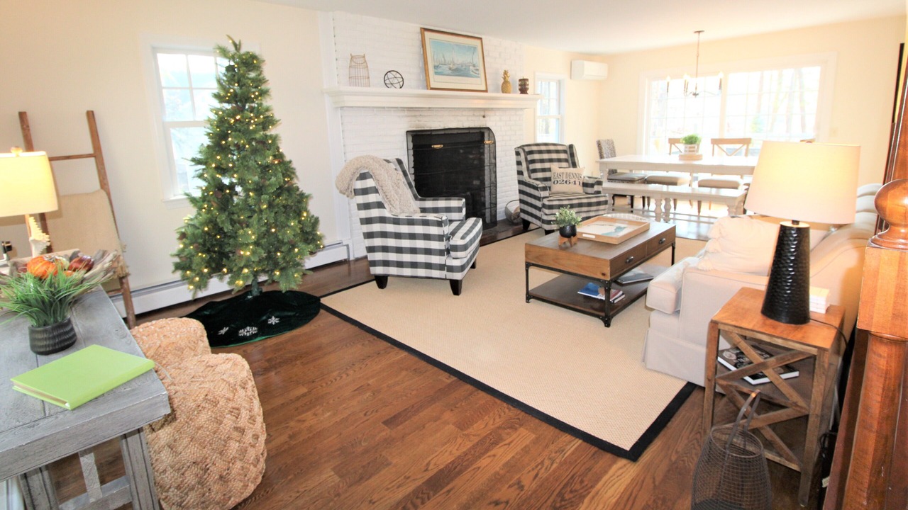 Photo of Livingroom in East Dennis