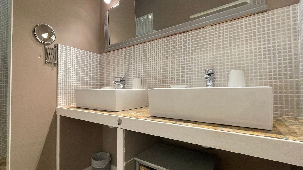 Photo of Bathroom in Talmont-Saint-Hilaire