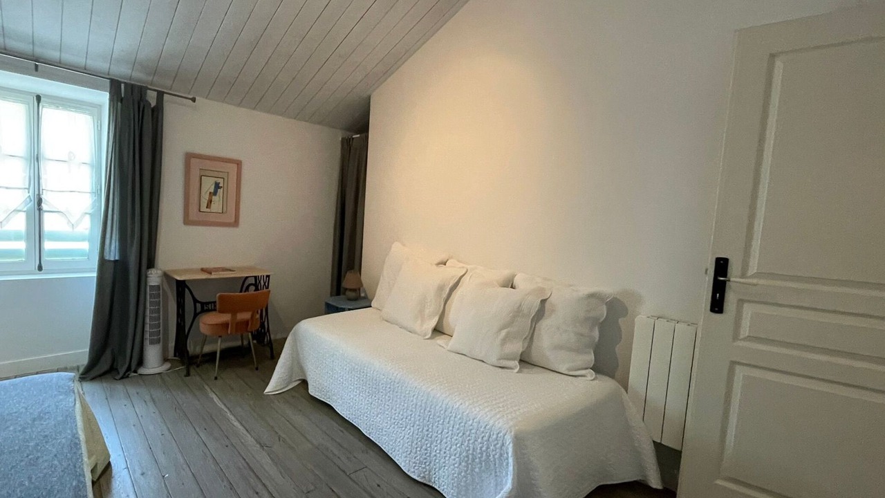 Photo of Bedroom in Talmont-Saint-Hilaire