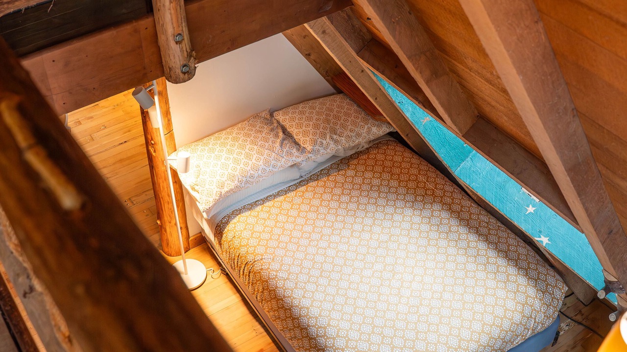 Photo of Bedroom in Gold Bar