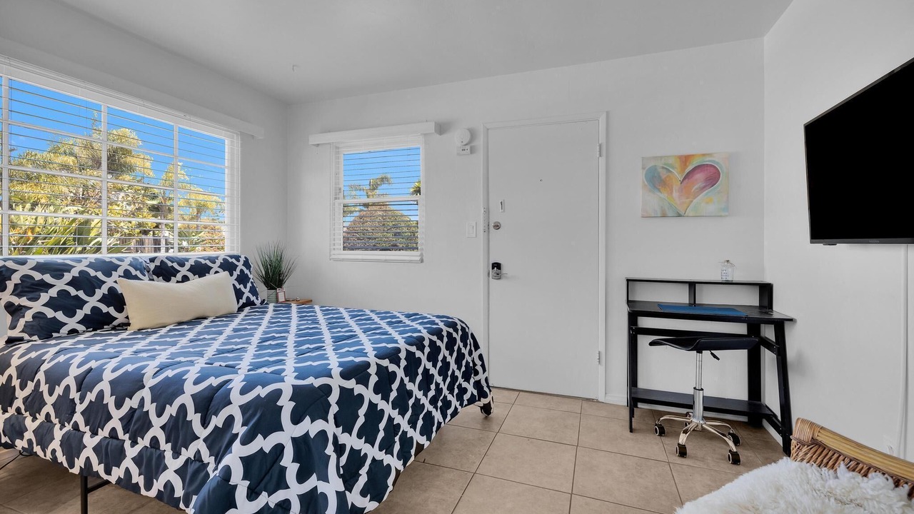 Photo of Bedroom in Pacific Beach