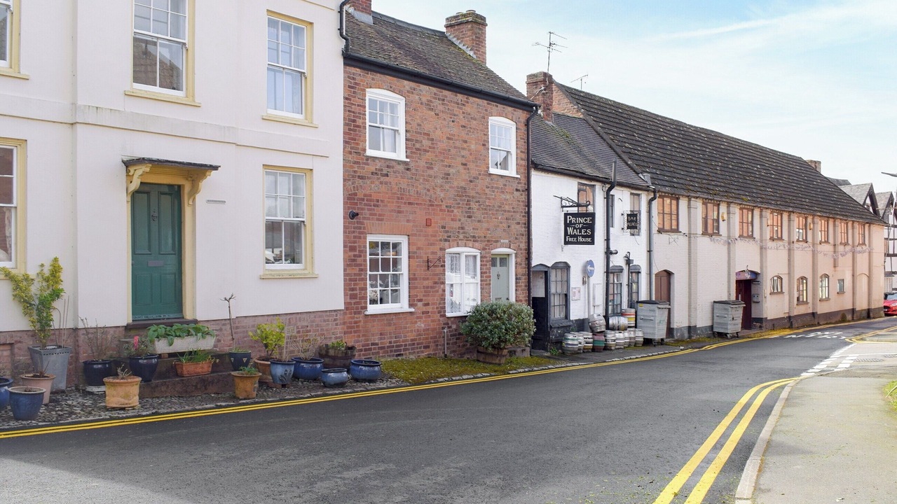 Photo of Outdoor in Moreton